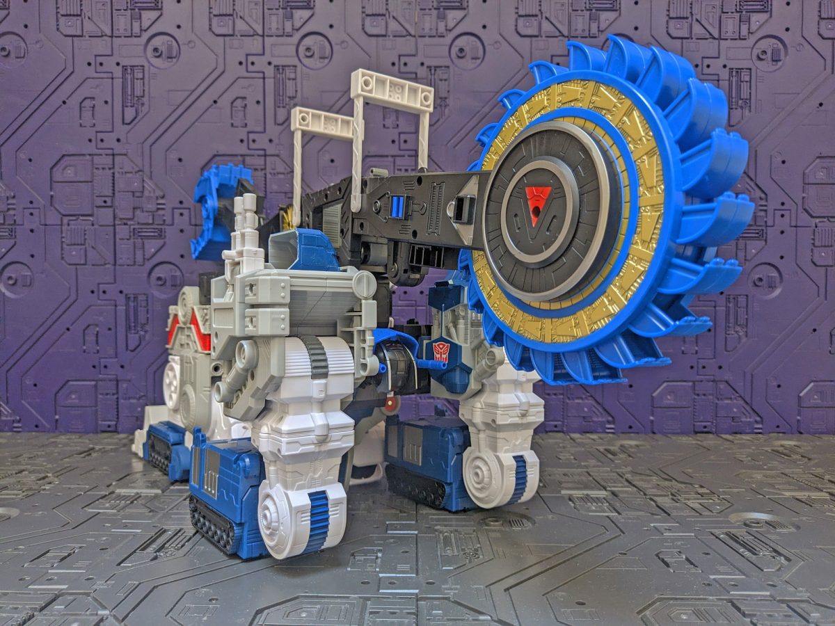 Transformers Legacy Metroplex Titan Class – 56 Cm Hasbro