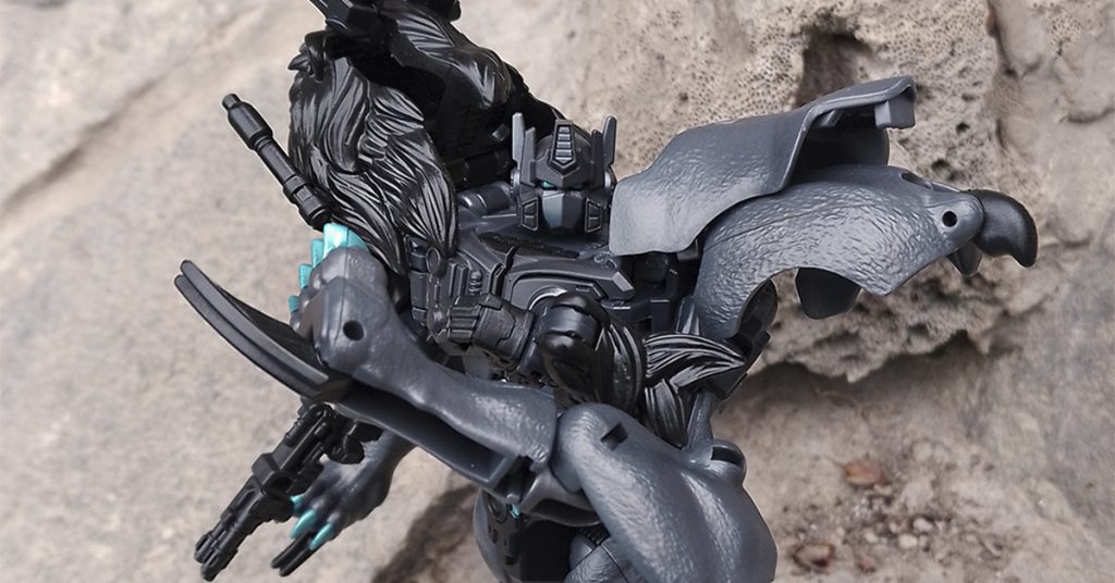 Transformers Legacy Evolution Wave 4 Voyager IDW Tarn & Leo Prime In Hand Images 471319