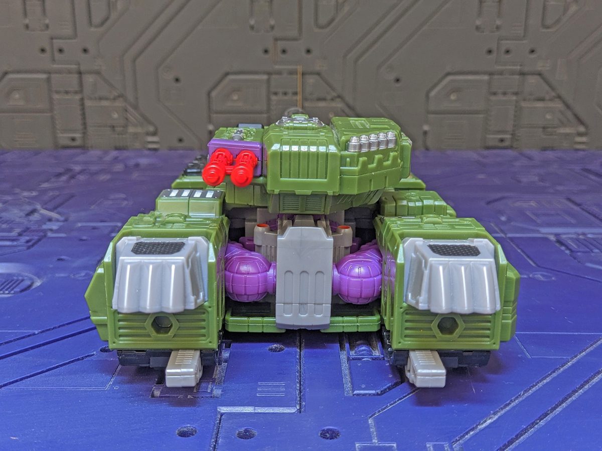 Transformers Legacy Evolution Leader - Megatron Armada Universe, Action Figure 17,5 Cm Convertibile In Carro Armato, Giocattolo 8+ Anni