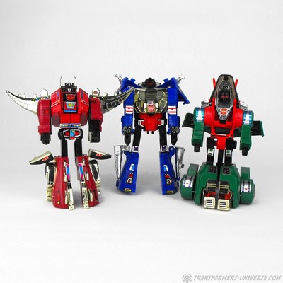 144110_Snarl_G2Dinobots_Robot.JPG